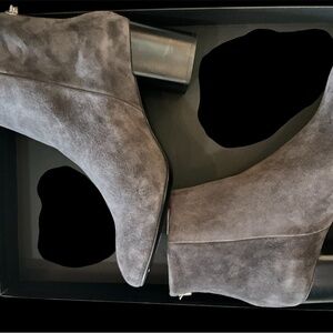 Rag & Bone Gray Ankle Boots Sleek Design